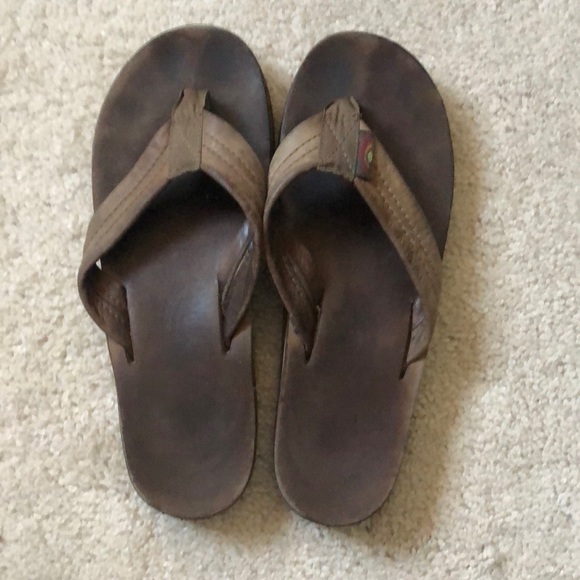 Rainbow flip flops (size small) - Picture 2 of 4